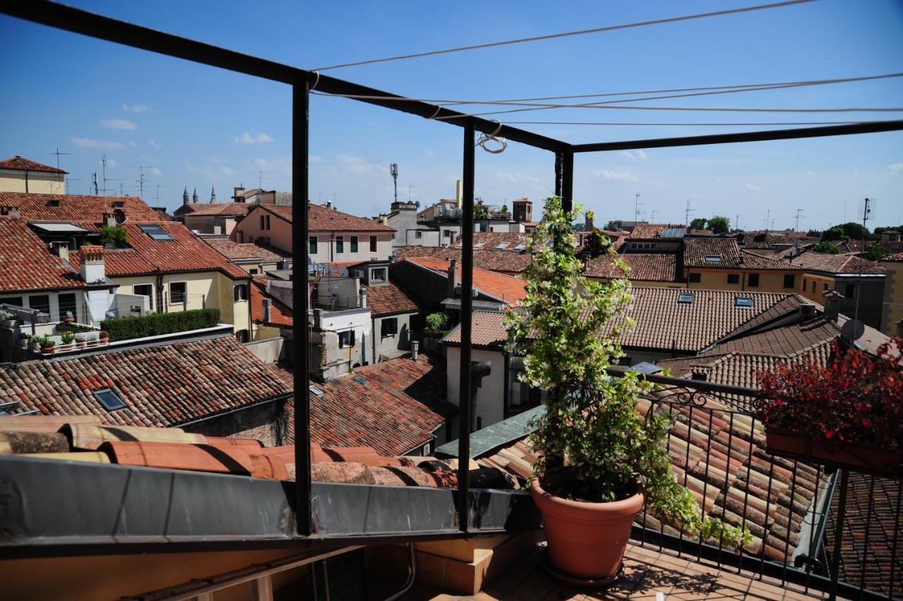 Appartamento Delle Erbe Pádua Exterior foto