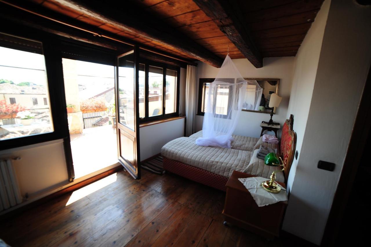 Appartamento Delle Erbe Pádua Exterior foto